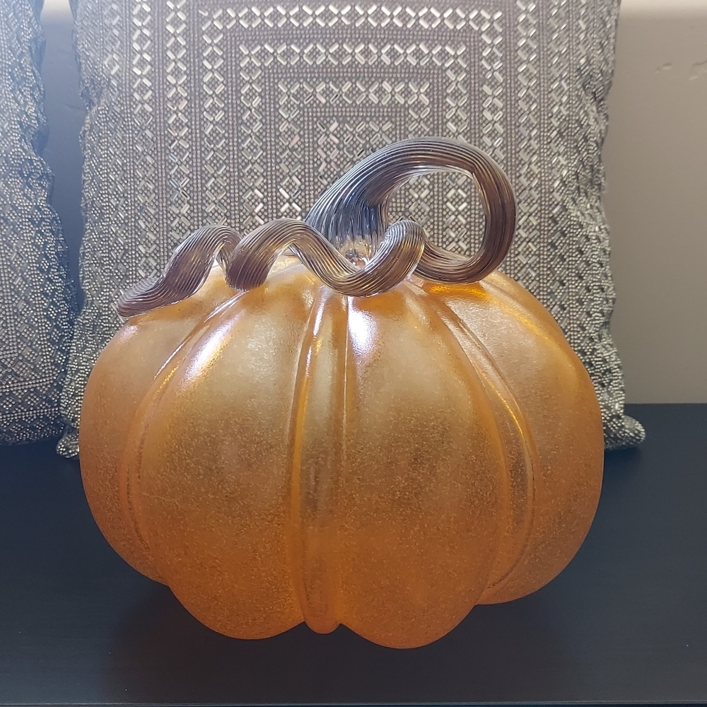 Thanksgiving Glass Pumpkin